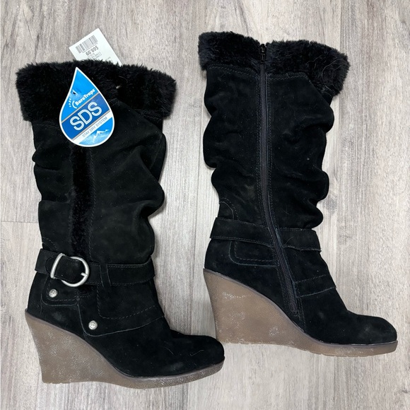 NWT Bare traps Winter Boots - Picture 2 of 3